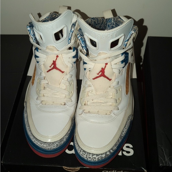 jordan spizike true blue